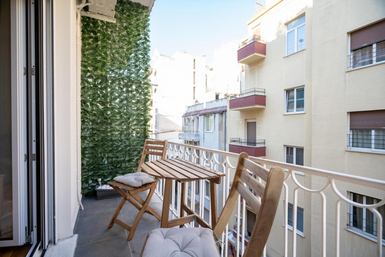 Athens Center 2 Bedrooms 4 Pers Apartment. エクステリア 写真